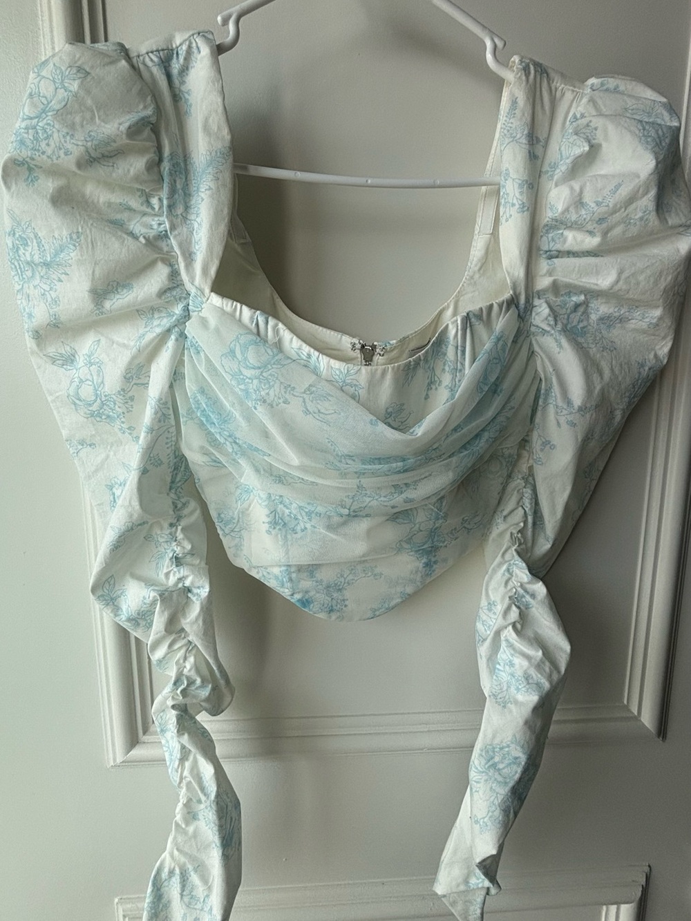 Oh Polly White & Light Blue Floral Puff Sleeve Crop Top US2 UK6 Worn One